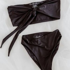 437 tie top, aubrey high waisted bottoms, black